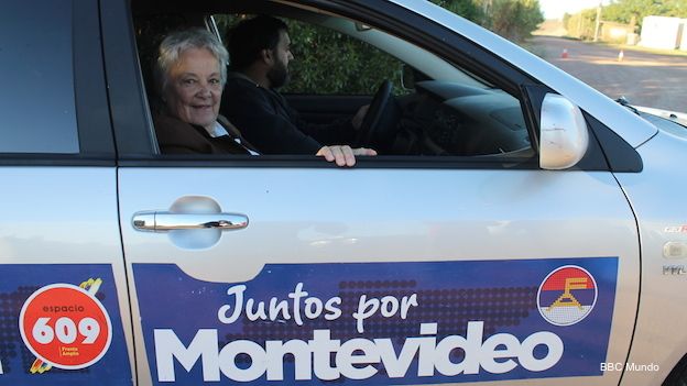 En 2015, Topolansky intentó infructuosamente convertirse en alcaldesa de Montevideo. Lucía Topolansky