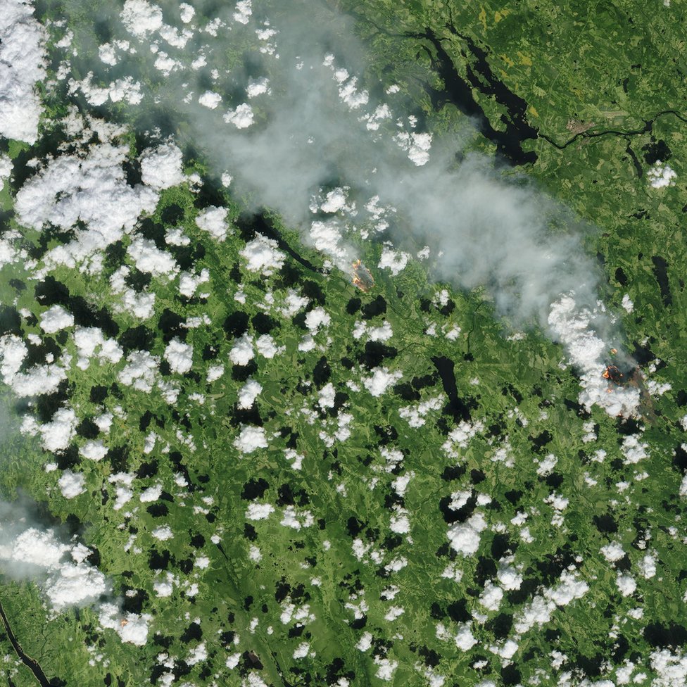 Incendios en el oeste de Noruega y el centro de Suecia en un panorama aéreo suministrado por la Agencia Espacial Europea