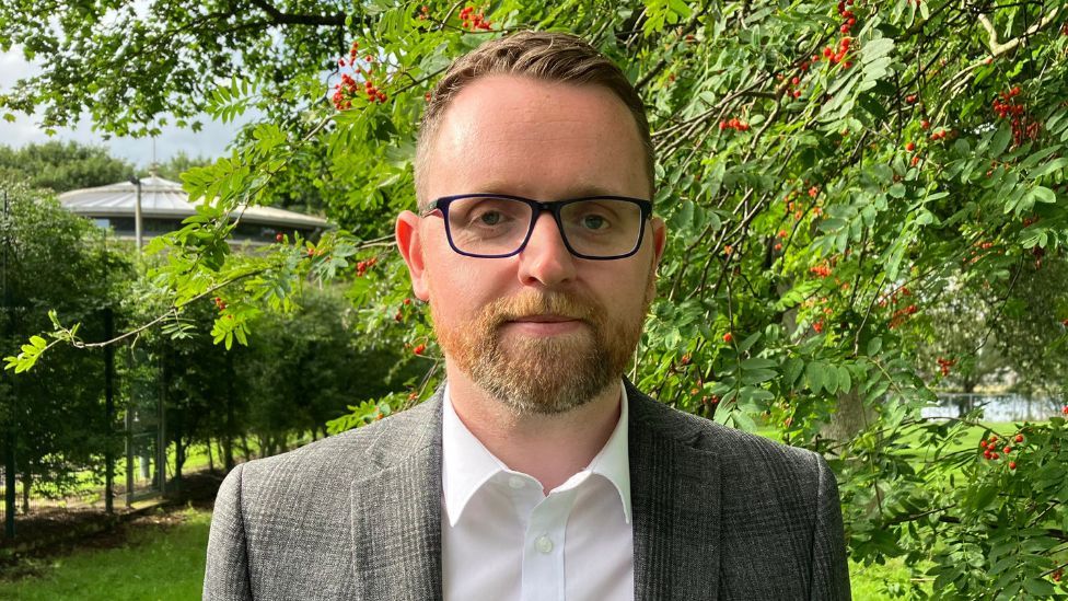 DUP MLA Gary Middleton Quits Stormont Over 'Significant' Mental Health Challenges