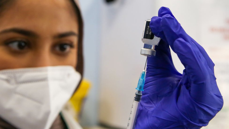 Covid aşısı: İki BioNTech aşısı arasında 8 haftalık ara, en iyi süre olarak değerlendiriliyor