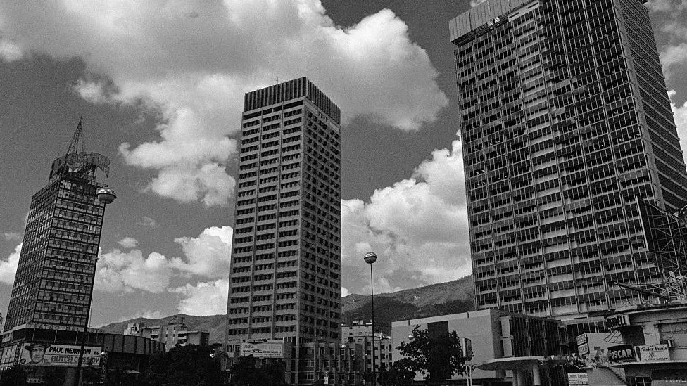 Edificios modernos en Caracas en 1970.