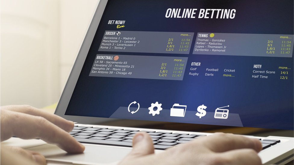 Online Gambling At 18