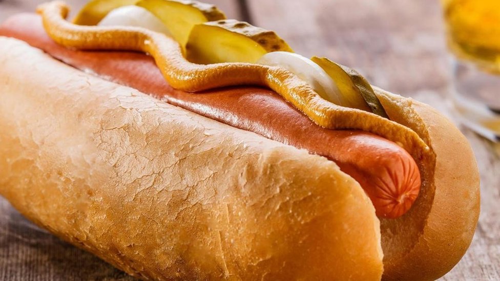 La verdadera historia del origen de los “hot dogs”, la comida rápida