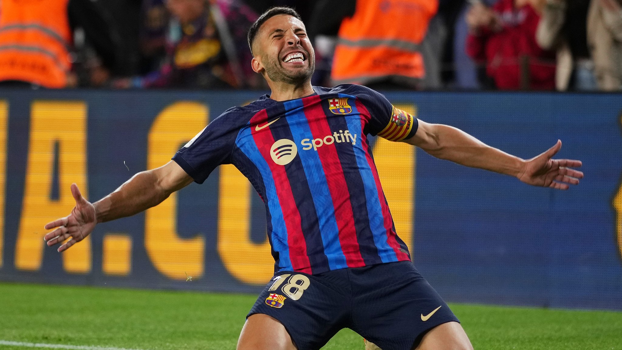 Barcelona 1-0 Osasuna: Substitute Jordi Alba hits late winner