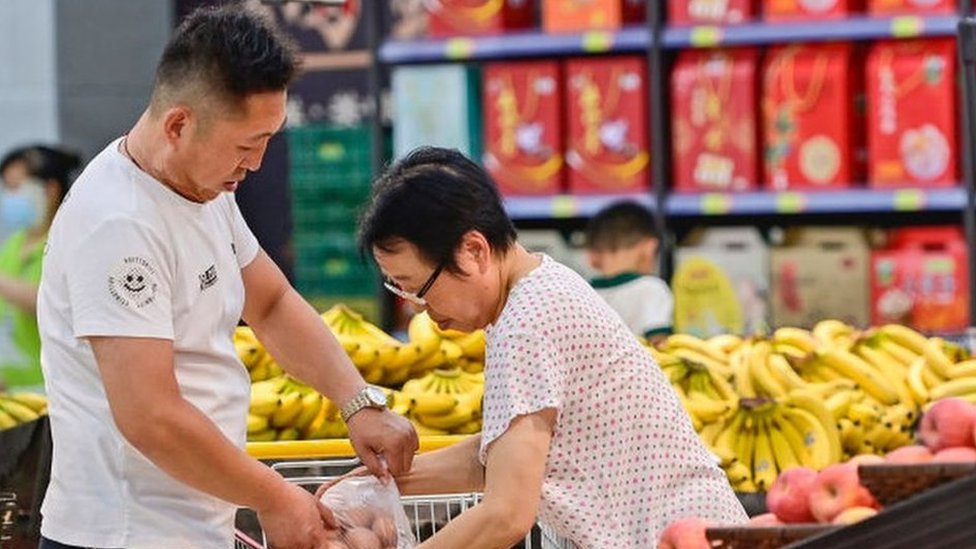 Deflation: Why falling prices in China raise concerns