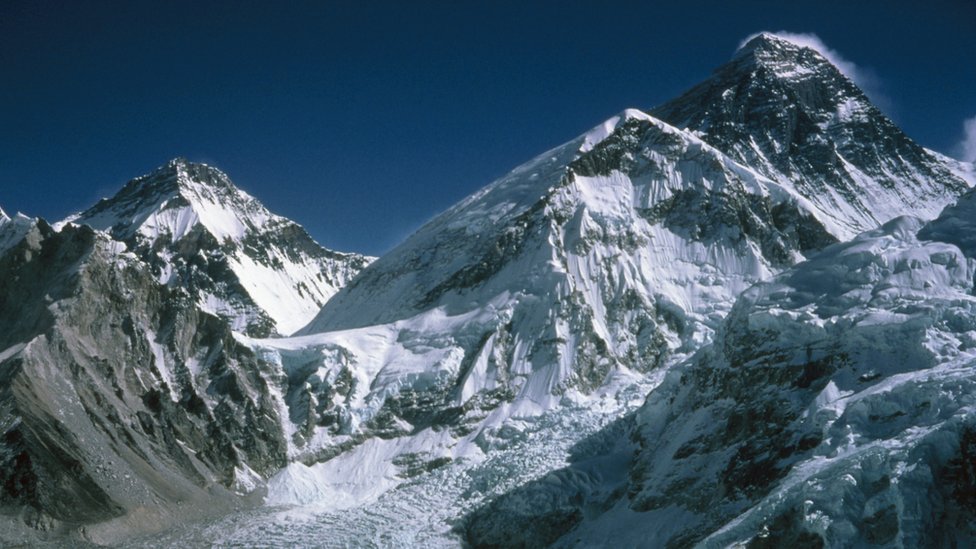 Sherpa Climbs Everest Twice In A Week Setting Record 24 Ascents Bbc News - roblox basic guide on everest