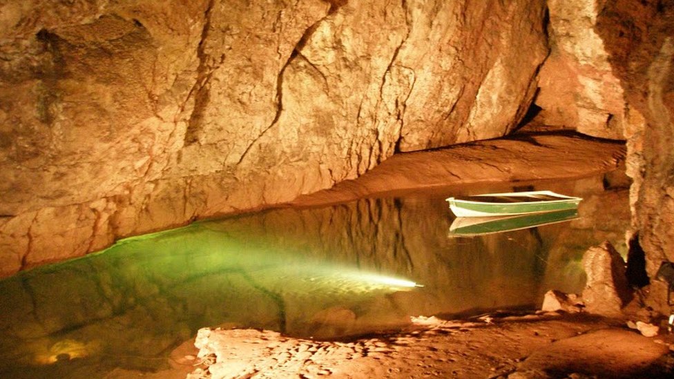 Пещеры Вуки-Хоул в Уэстон-сьюпер-Мэр