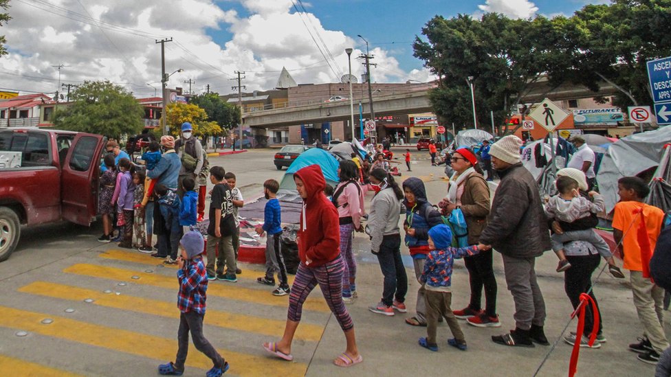 Niños en Tijuana, cerca de la frontera entre México y Estados Unidos.