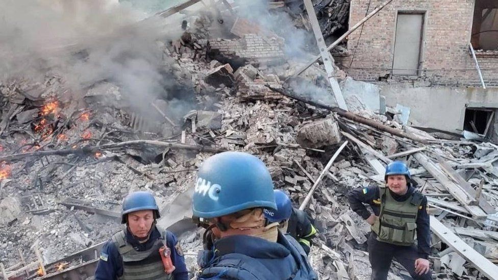 Escuela bombardeada en Ucrania