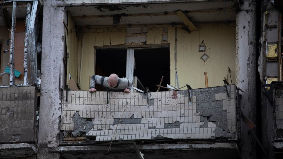 Consecuencias del bombardeo en Kiev