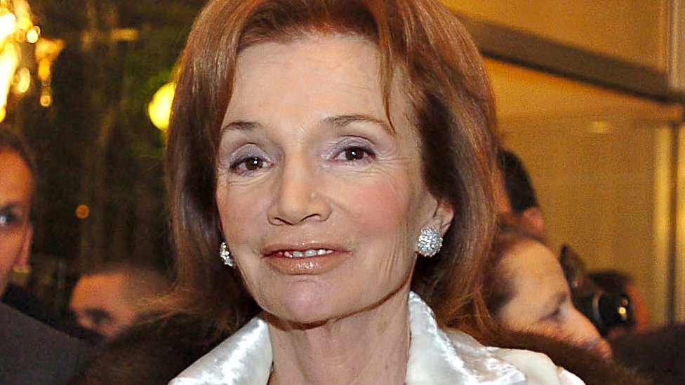 Lee Radziwill: Jackie Kennedy's sister dies aged 85 - BBC News