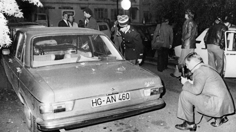French police inspect Audi car where body of murdered industrial leader Hans Martin Schleyer was found (Oct 1977)