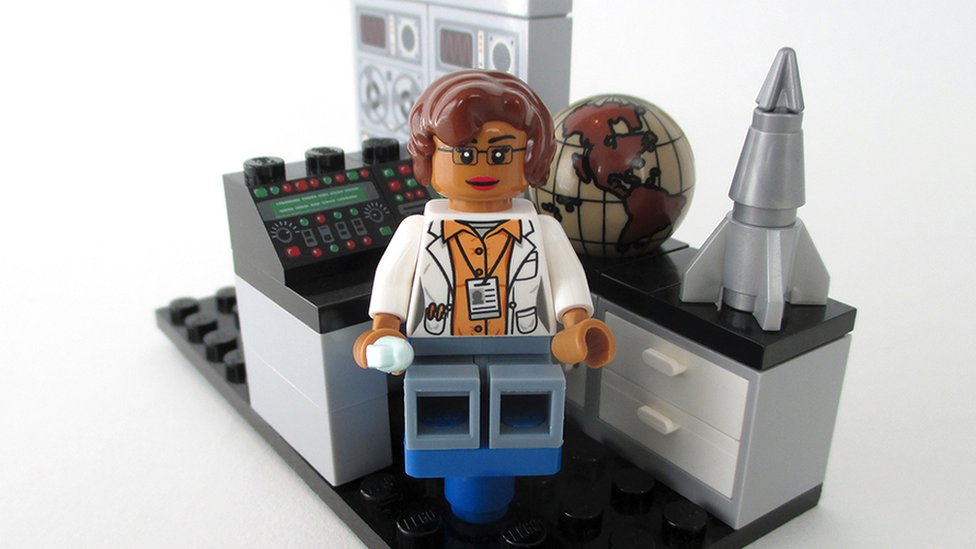 lego female scientist set