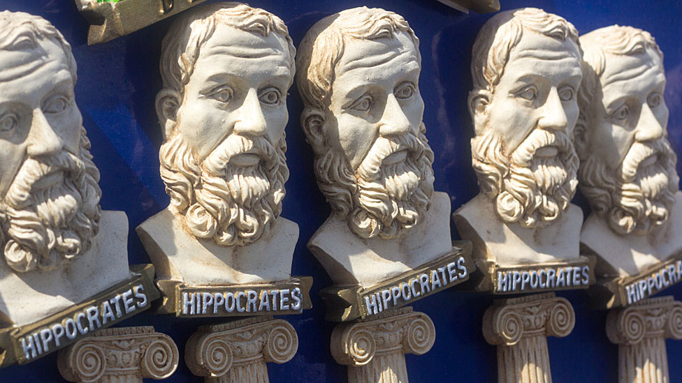 Estatuillas de Hipócrates