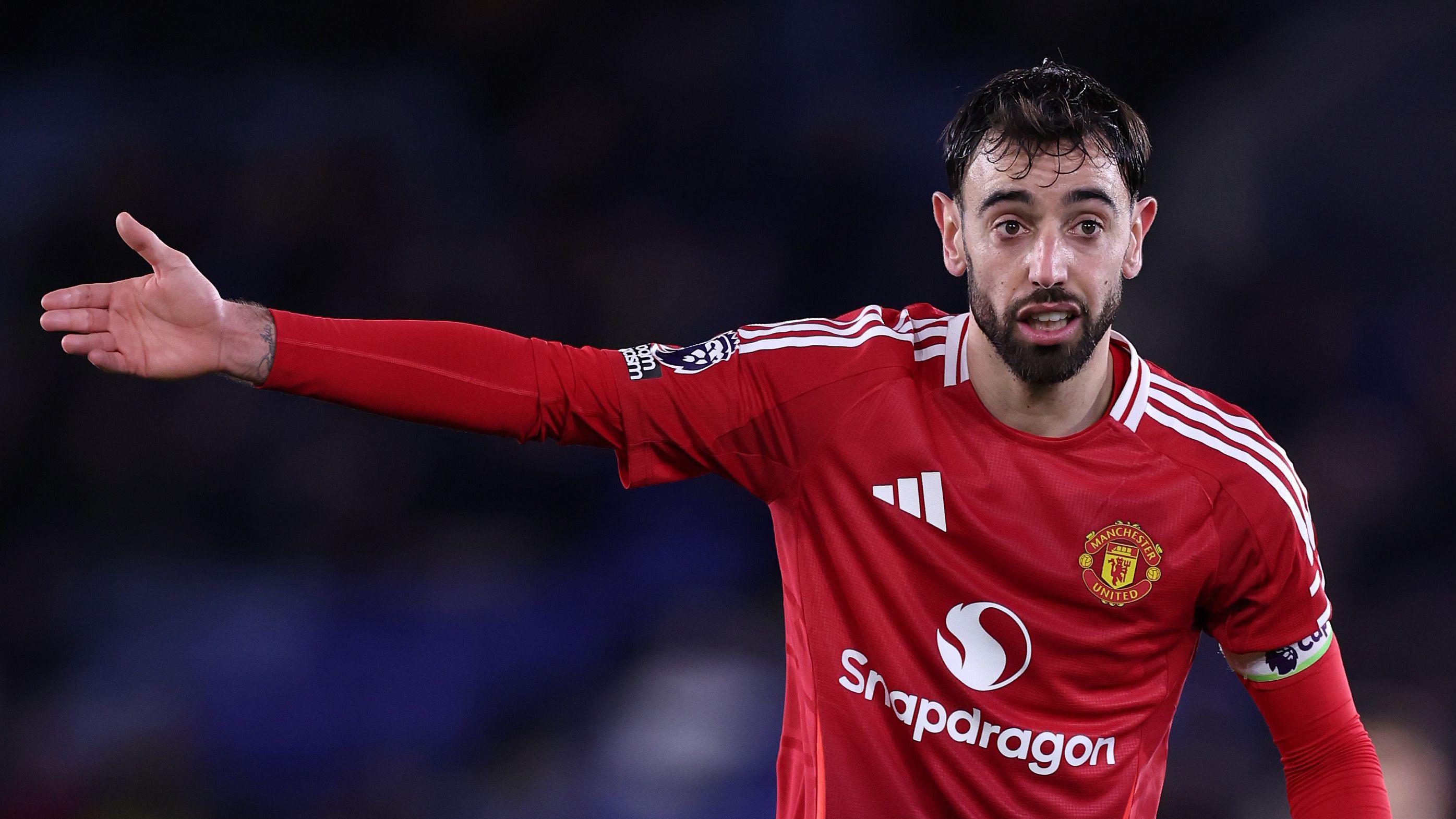 Bruno Fernandes: Man Utd captain will not leave this summer says head coach  Ruben Amorim - BBC Sport