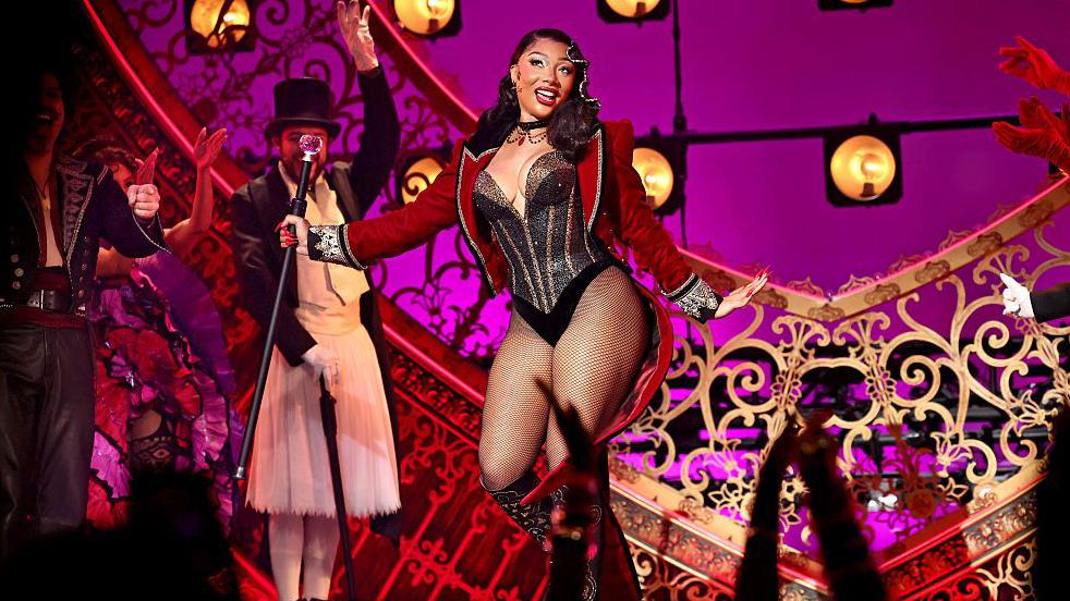 Rapper Megan Thee Stallion announces early exit from ?Moulin Rouge! The Musical? after nasty split from NBA star Klay Thompson.