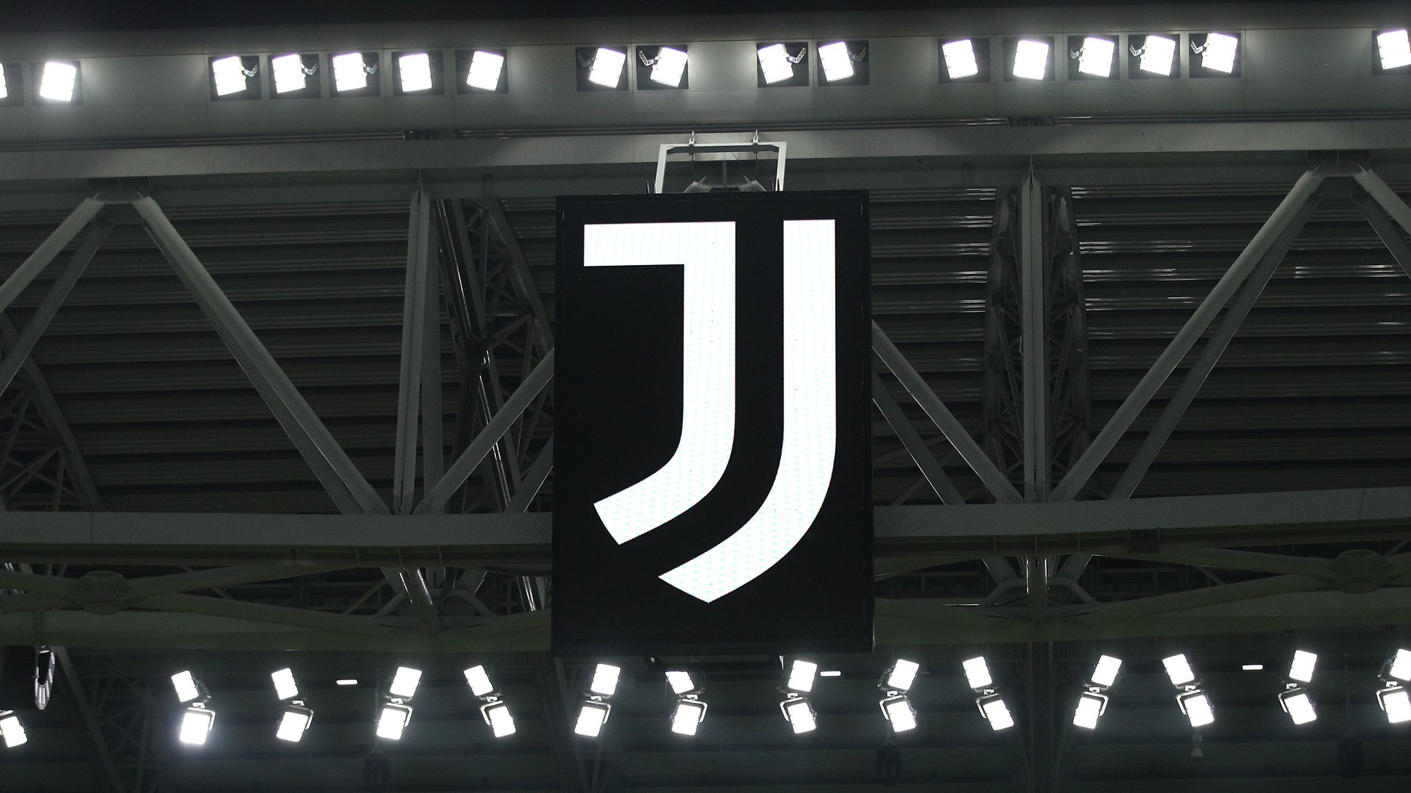 Juventus' 15-point penalty for illicit transfer activity is reversed