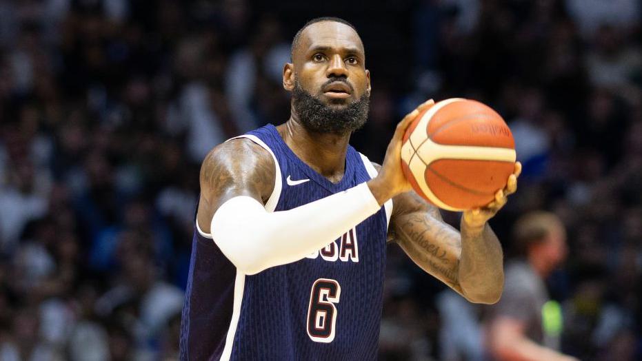 Paris 2024: LeBron James is USA flag bearer at Olympic ceremony - BBC Sport