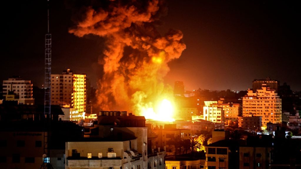 Israel Gaza conflict: Gazan officials say Sunday was 'deadliest day'