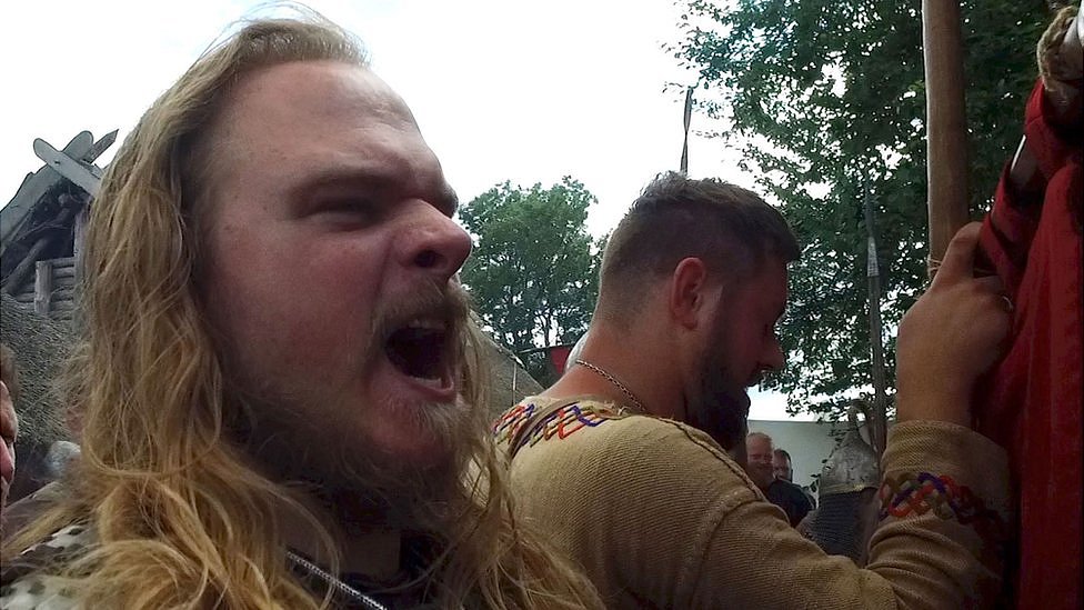 Para Maximas von Bracey es un espacio en el cual puede liberar impulsos naturales. Maximas von Bracey