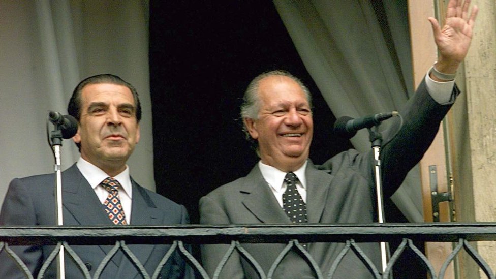 Los ex presidentes Eduardo Frei y Ricardo Lagos, ambos líderes de la Concertación.