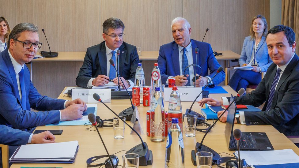 Vučić, Lajčak, Borelj i Kurti na sastanku u Briselu 2. maja 2023.