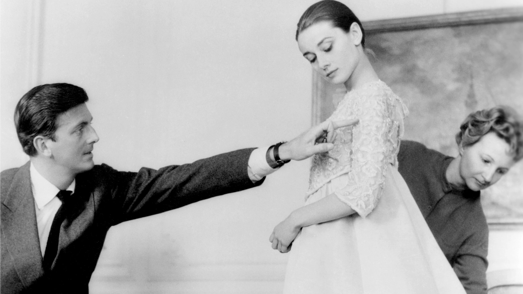 Hubert de Givenchy: A career in pictures - BBC News