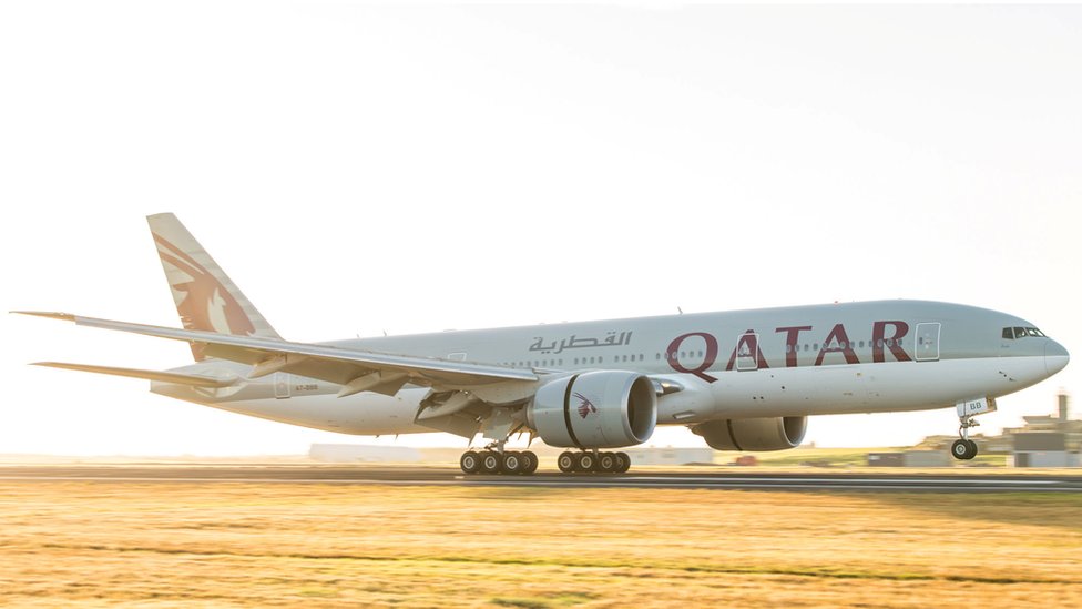 Qatar Airways posee el 9,9% del holding IAG, propietario de Iberia y British Airways. Qatar Airways.