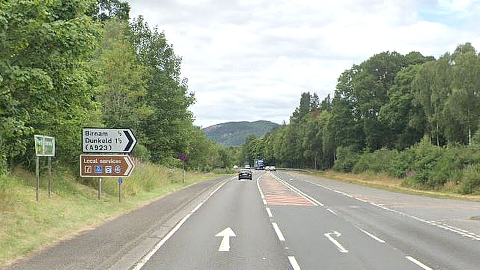 Woman dies and three hurt in Dunkeld crash BBC News