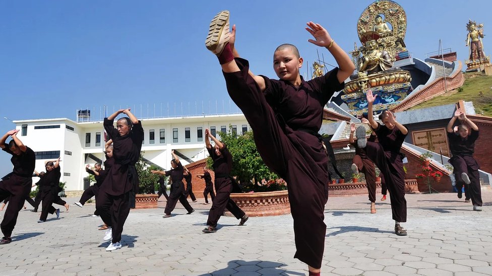 nepal, monahinje, kung fu