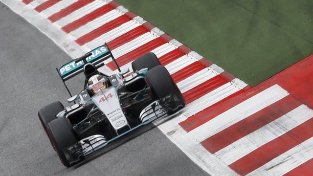Lewis Hamilton takes pole in Austria