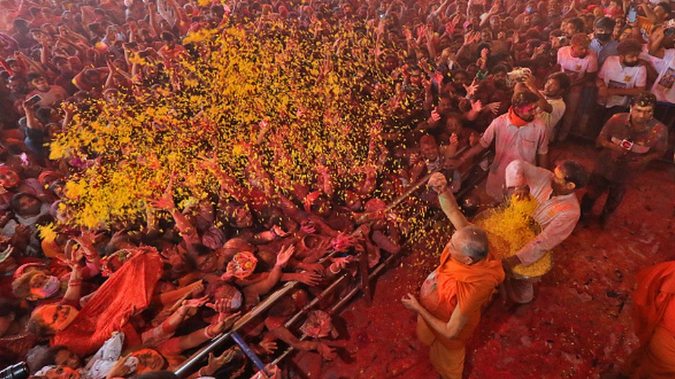 India, Holi