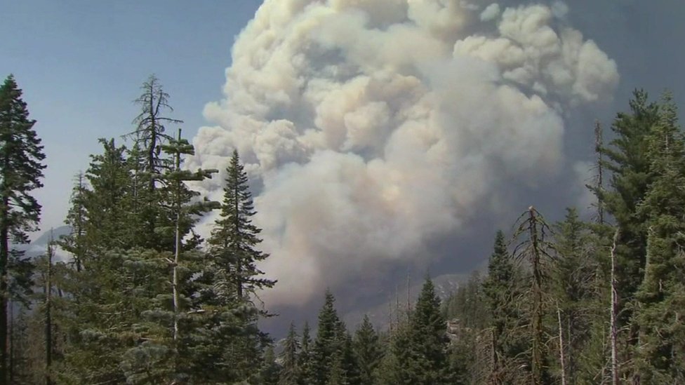 Creek Fire: Helicopters rescue dozens of trapped California campers