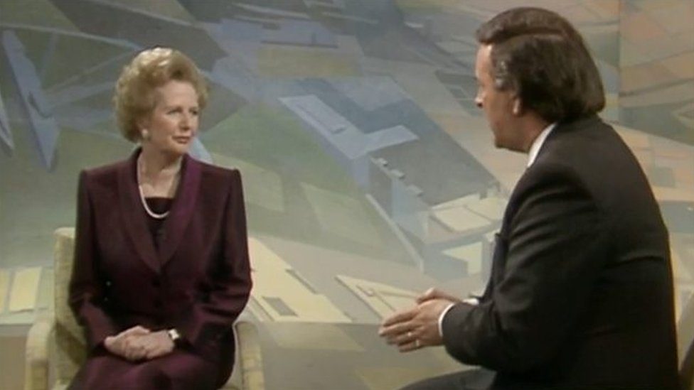 Маргарет Тэтчер дает интервью Терри Вогану в 1990 году