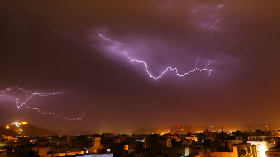 Jaipur: Lightning strike kills 11 taking selfies in India