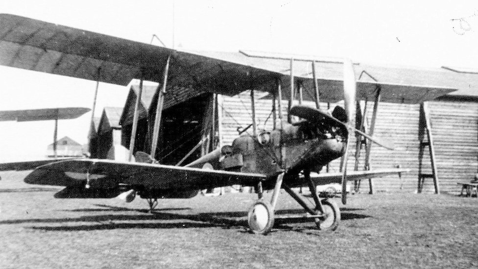 BE2e в North Weald