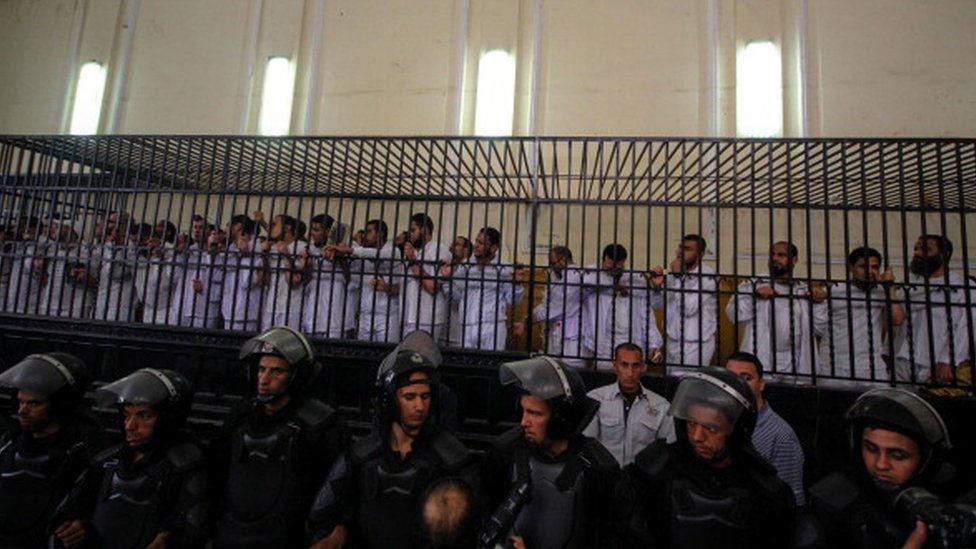 إحدى جلسات المحاكمة في مصر في مدينة الاسكندرية