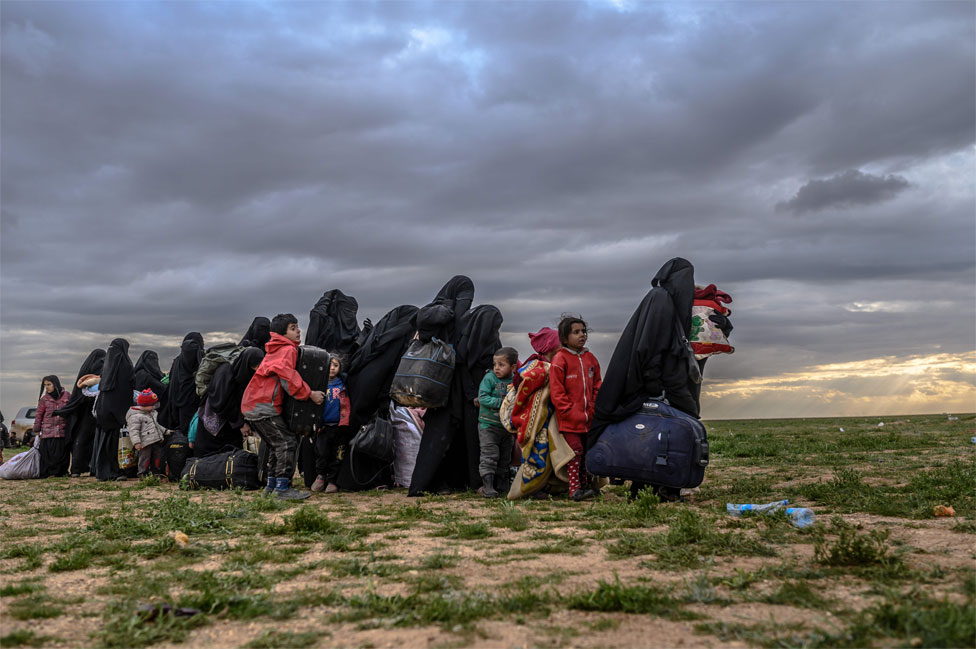 Žene i deca Baghuz, poslednje uporište Islamske države