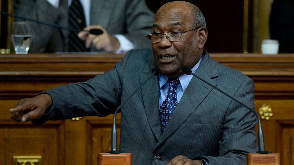 Istúriz fue vicepresidente ejecutivo entre enero de 2016 y enero de 2017. Aristóbulo Istúriz