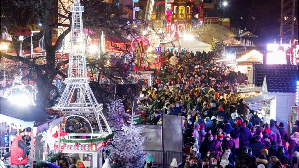 Large crowd at Christmas market in Paris