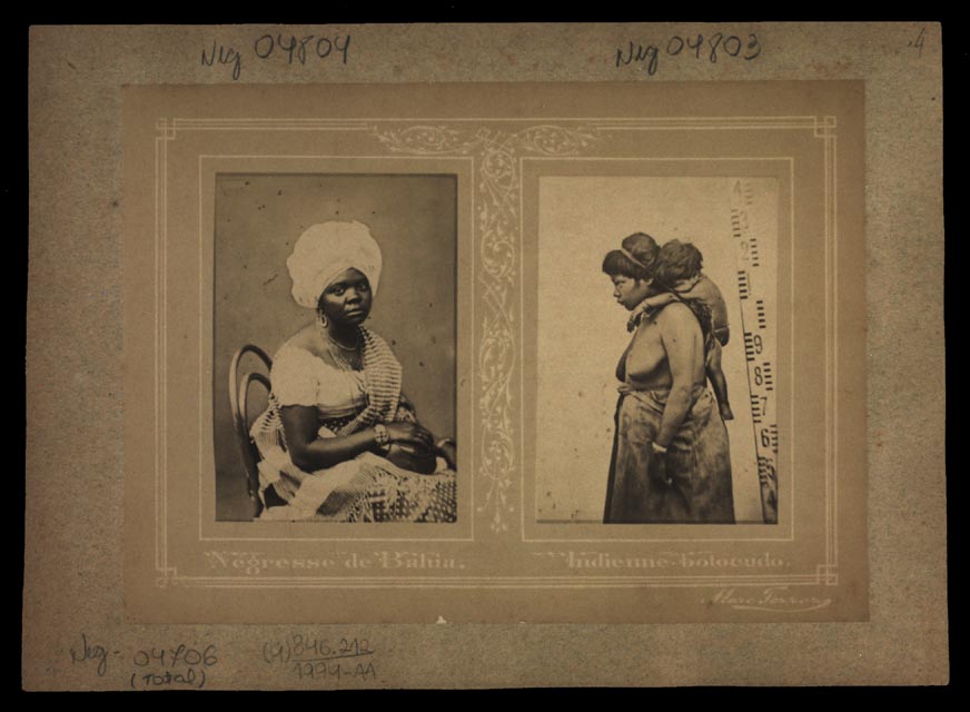 Imagens de estúdio feitas por Marc Ferrez com mulheres escravizadas