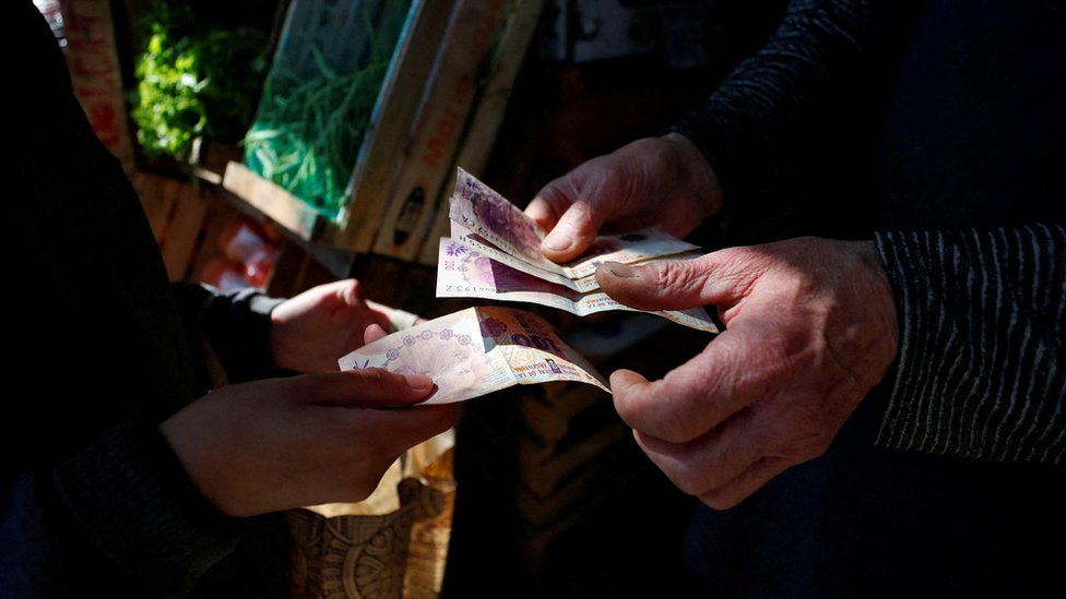 Argentina inflation soars past 100% mark