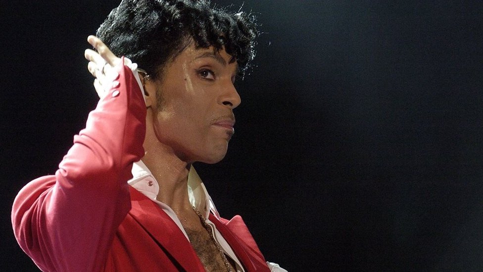 El artista era un devoto Testigo de Jehová y prohibía los insultos. Prince