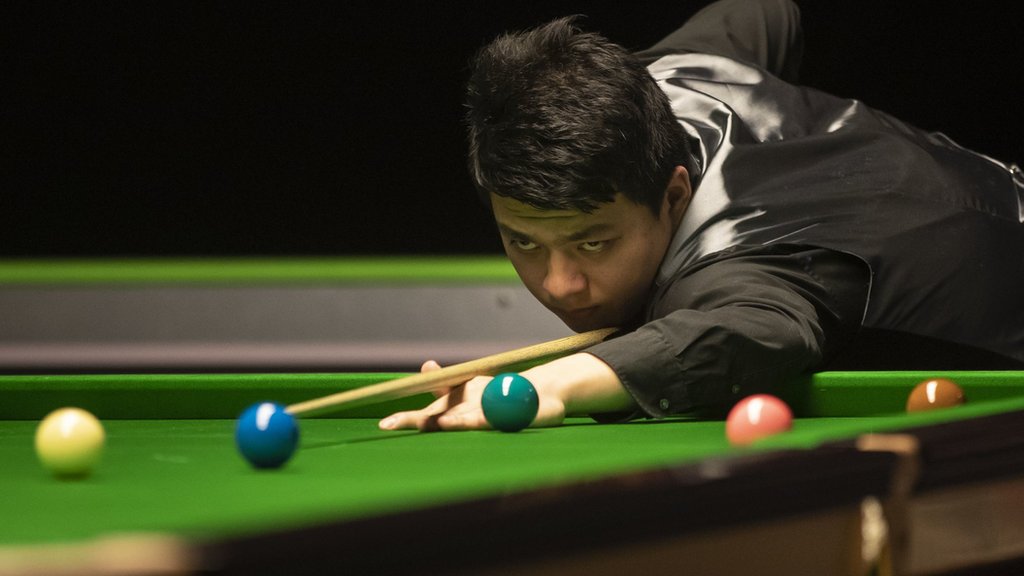 Watch live UK Snooker Championship - Allen and Robertson in action - Live -  BBC Sport