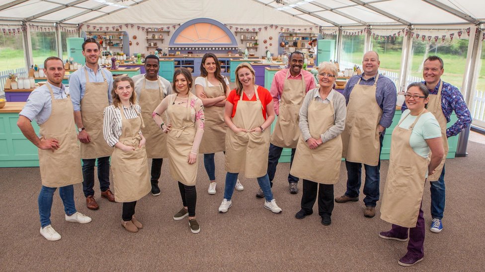 Конкурсанты, принимающие участие в Bake Off