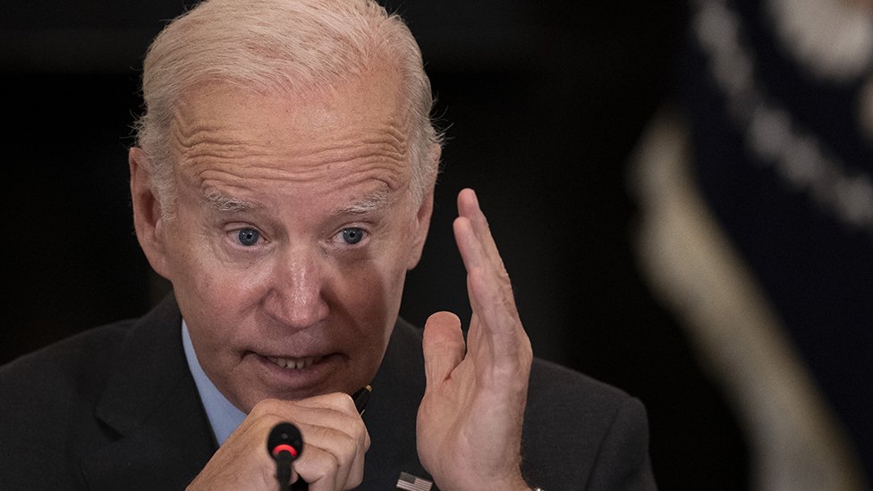 اصدر بايدن قبيل انتخابات الكونغرس قرارات لاطلاق كميات من الاحتياطي النفطي الاستراتيجي لتهدئة أسعار النفط والوقود