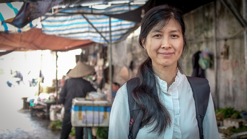 La doctora Pham Thi Thu Huong, del Instituto de Investigación de Cultivos de Campo, en Vietnam