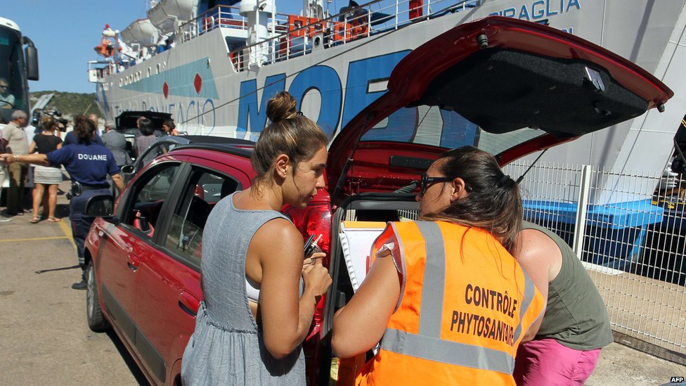 Инспекция в порту Бонифачо, 29 июля 15