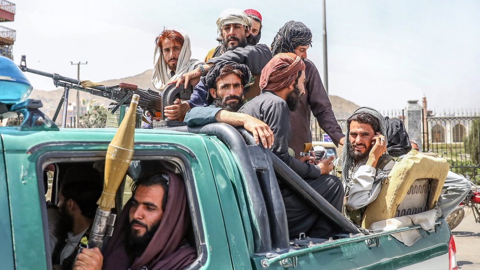Milicianos talbianes en Kabul