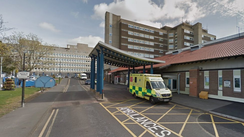 Stockton hospital running mortuary tours - BBC News